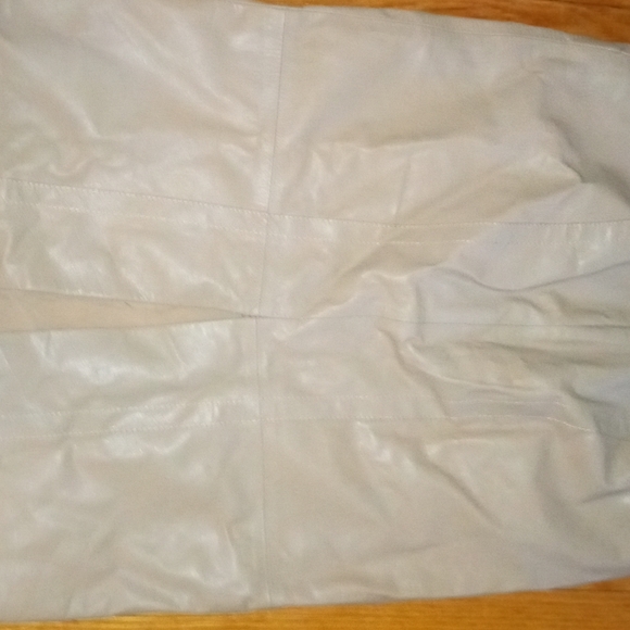 Max Mara leather skirt - Picture 3 of 6